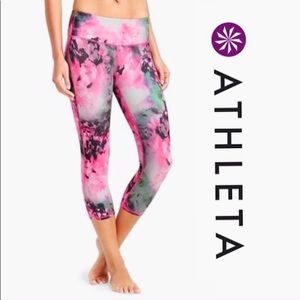 Athleta Chaturanga Bloom Capri Leggings